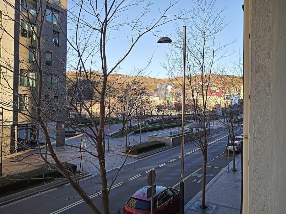 Apartamento Guggenheim Centrico Y Confortable Bilbao Eksteriør billede